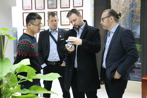  11月29日， Polyproject Environment AB 高管Daniel先生一行到訪了美控自動化。